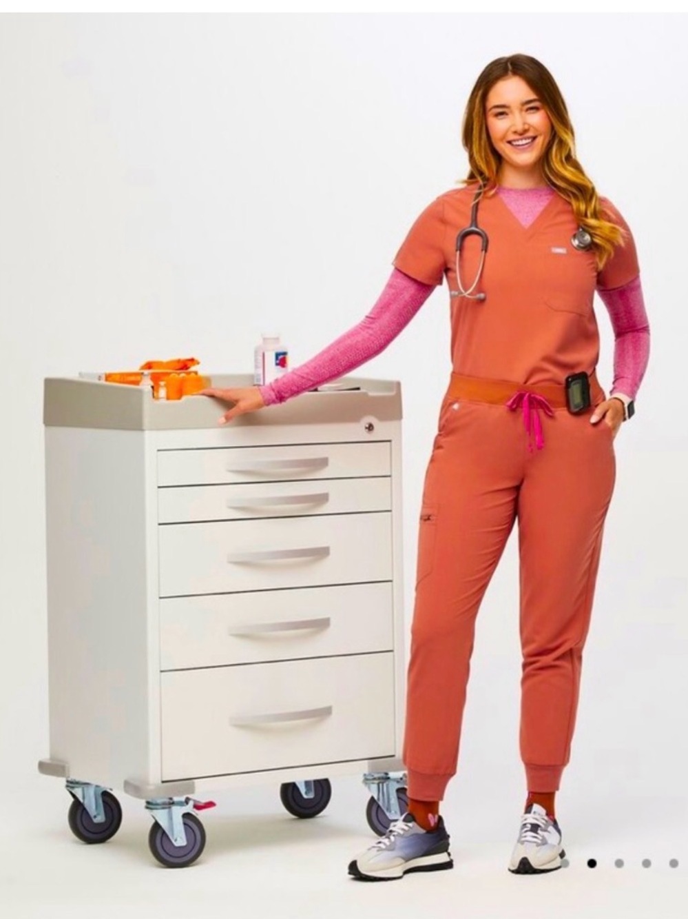 Women’s terracotta Scrub Jogger Set - Catarina and Zamora
